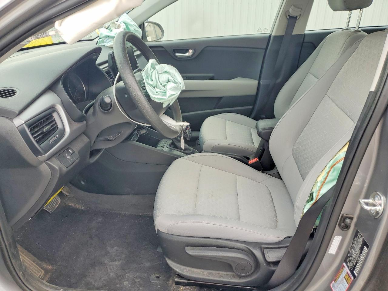 2023 Kia Rio S - Фото 7