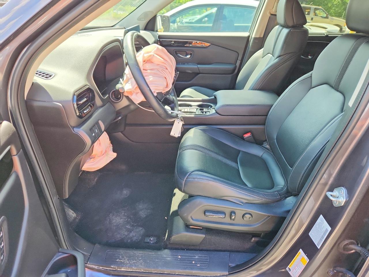 2023 Honda Pilot Touring - Image 7