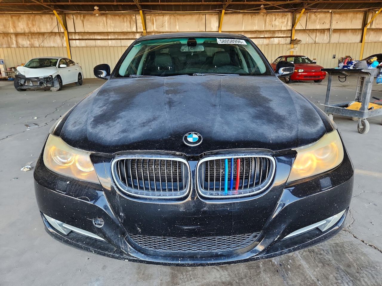 2010 BMW 335 Xi - Image 5