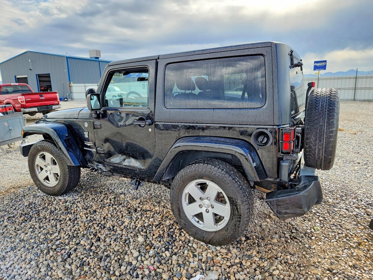 2011 Jeep Wrangler Sahara - Фото 2