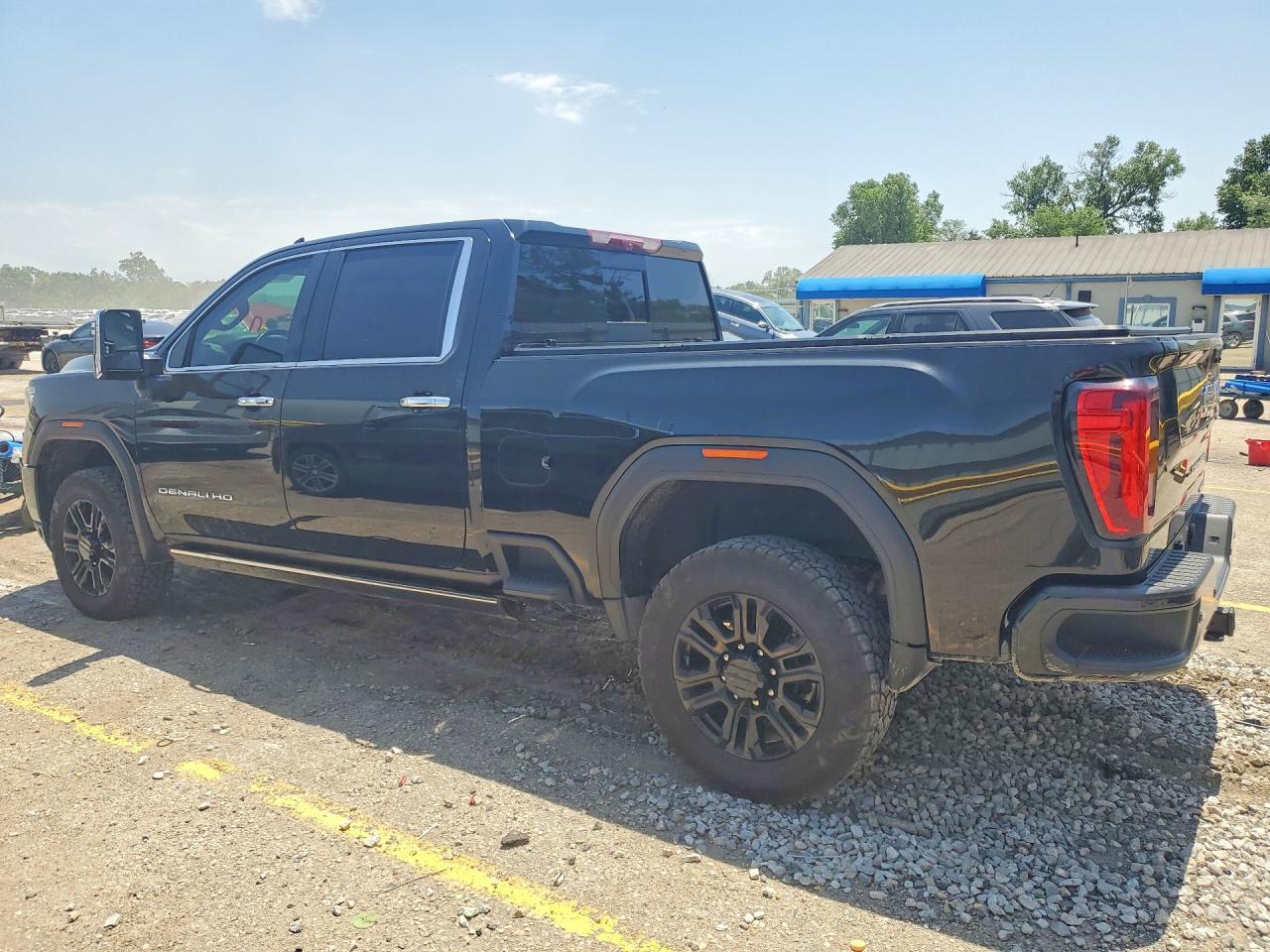 2023 GMC Sierra K2500 Denali - Image 2
