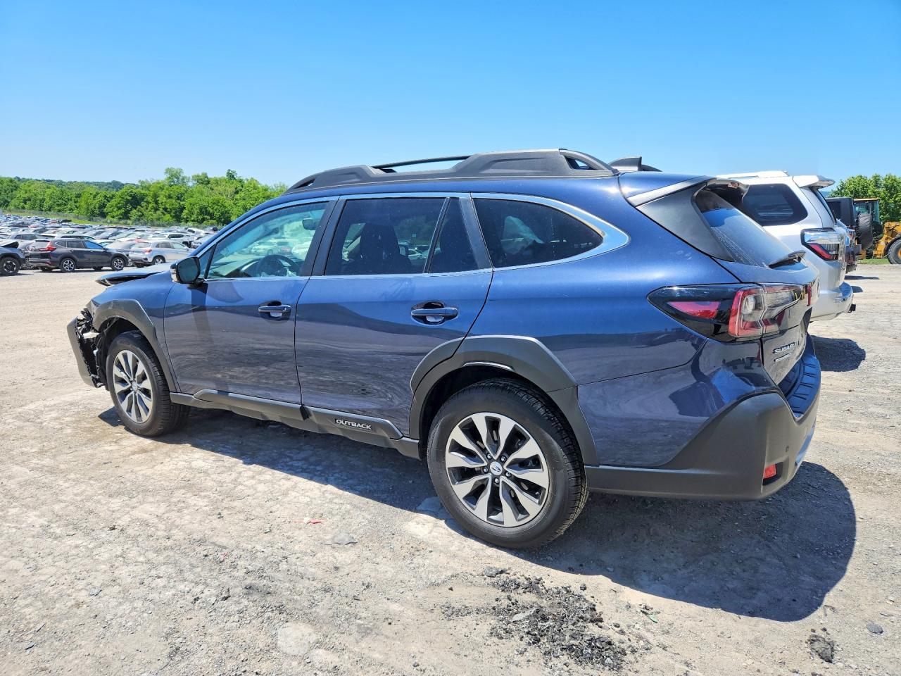 2025 Subaru Outback Limited - Фото 2