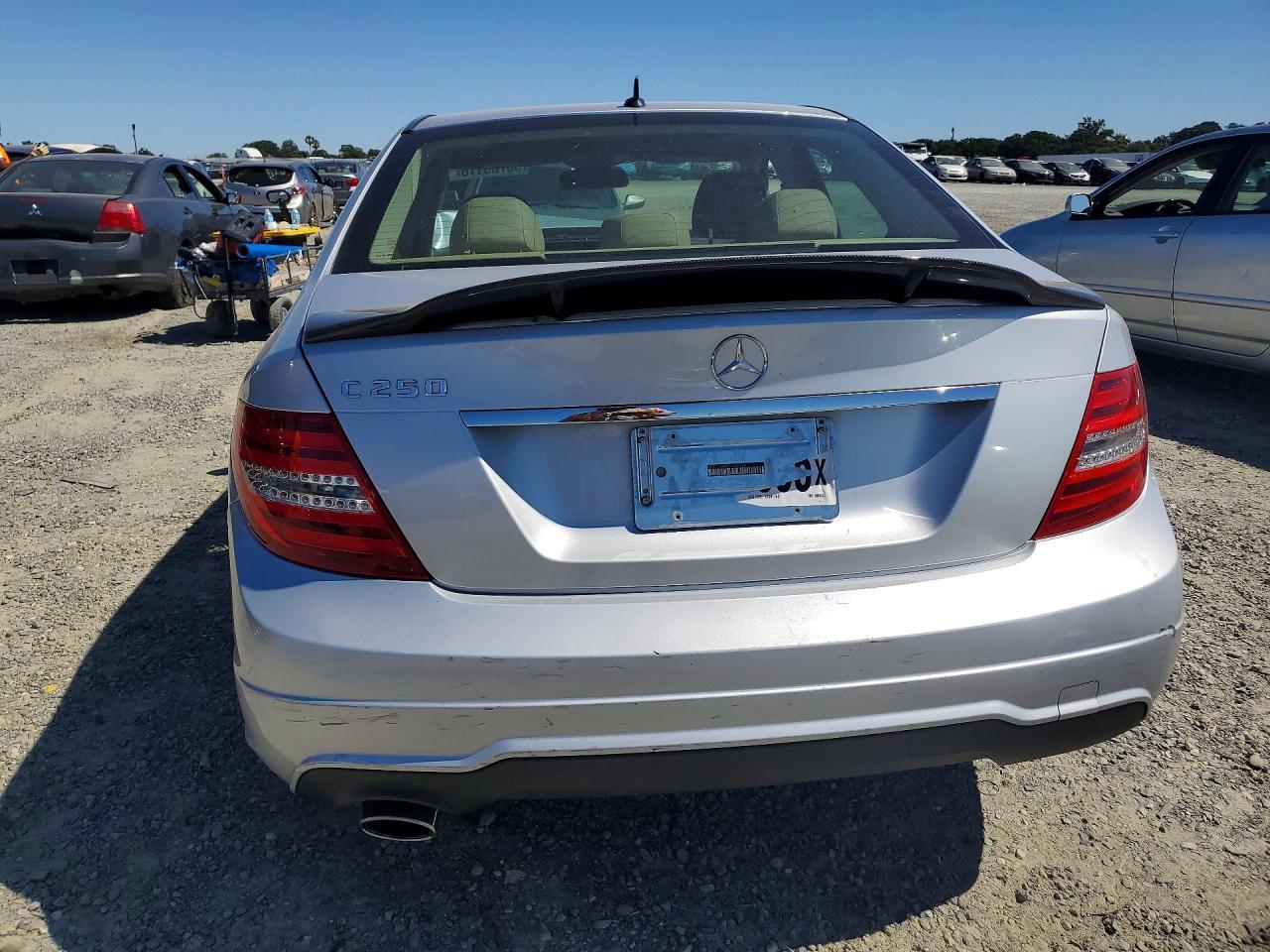 2014 Mercedes-Benz C 250 - Image 6
