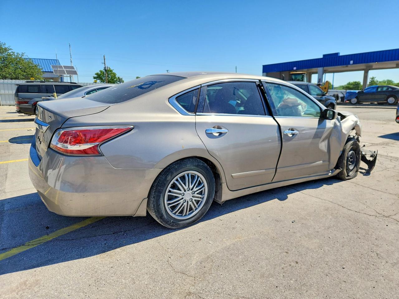 2015 Nissan Altima 2.5 S - Image 3