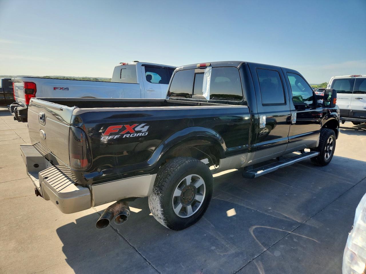 2010 Ford F250 Super Duty - Image 3