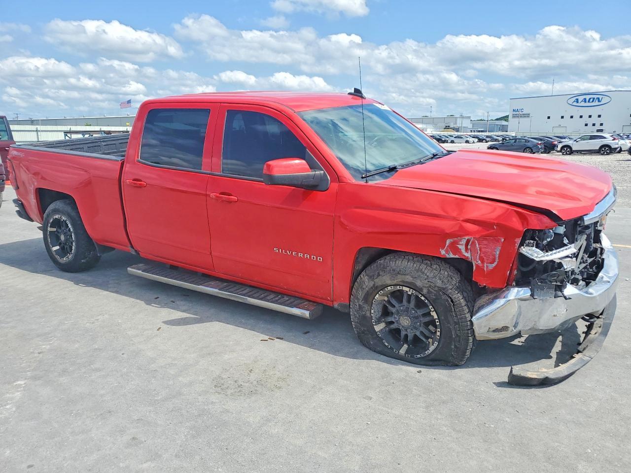 2017 Chevrolet Silverado K1500 Lt - Image 4