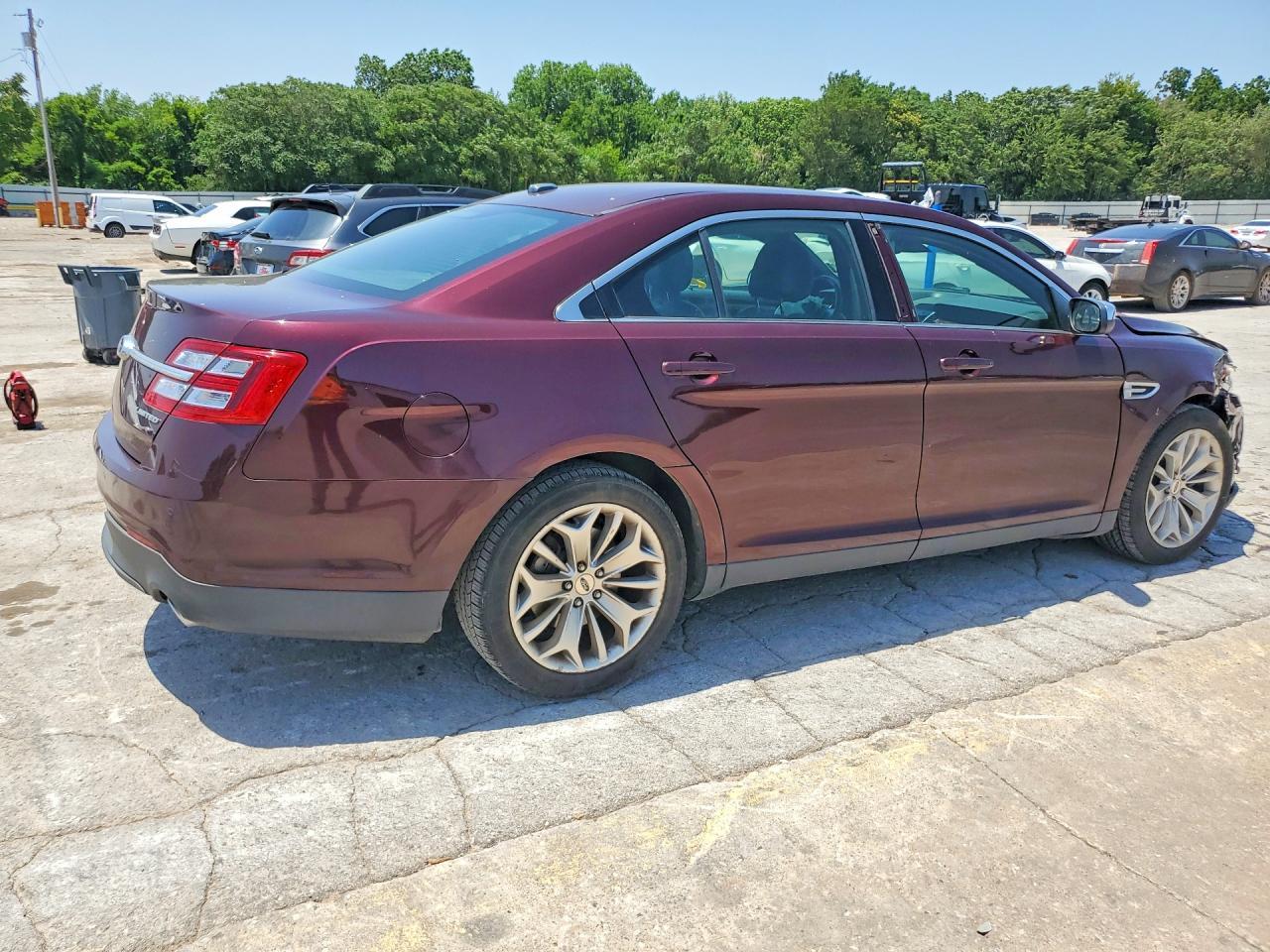 2019 Ford Taurus Limited - Фото 3