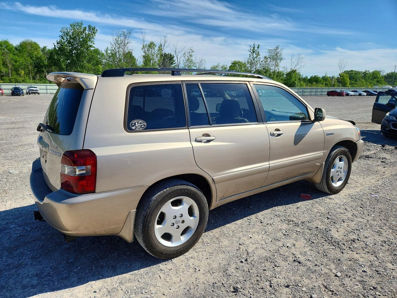2005 Toyota Highlander Limited - Image 3