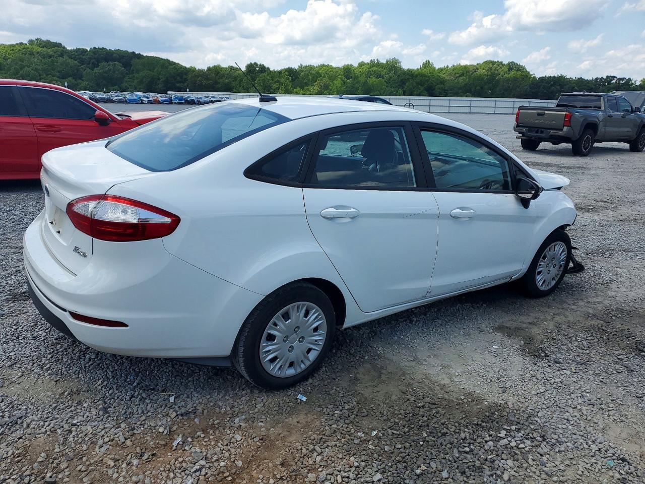 2019 Ford Fiesta S - Image 3
