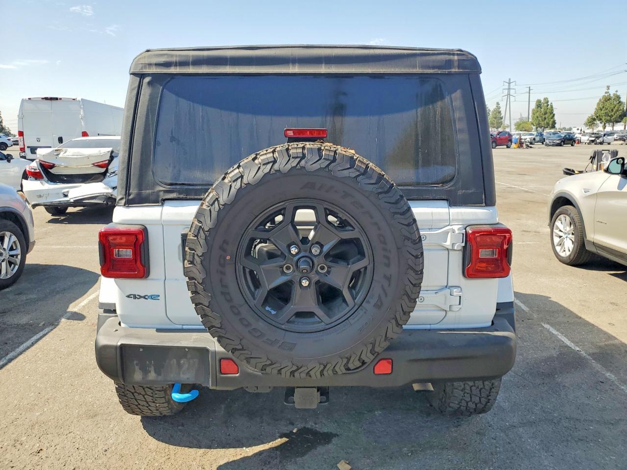 2023 Jeep Wrangler Rubicon 4Xe - Фото 6