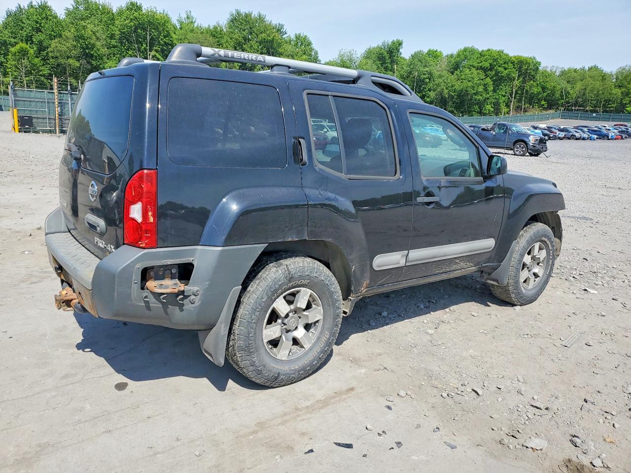 2011 Nissan Xterra X - Фото 3