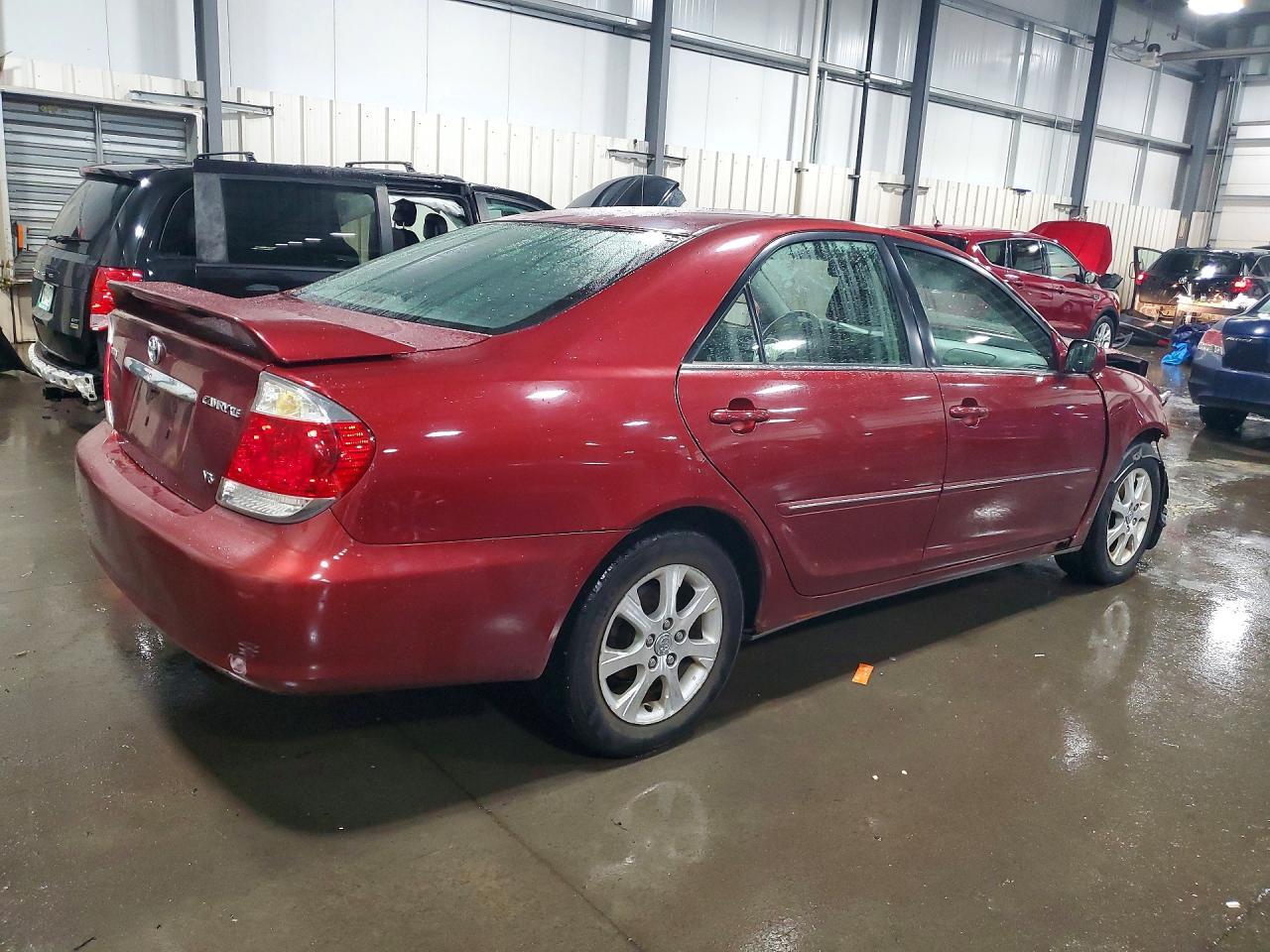 2005 Toyota Camry Xle V6 - Image 3
