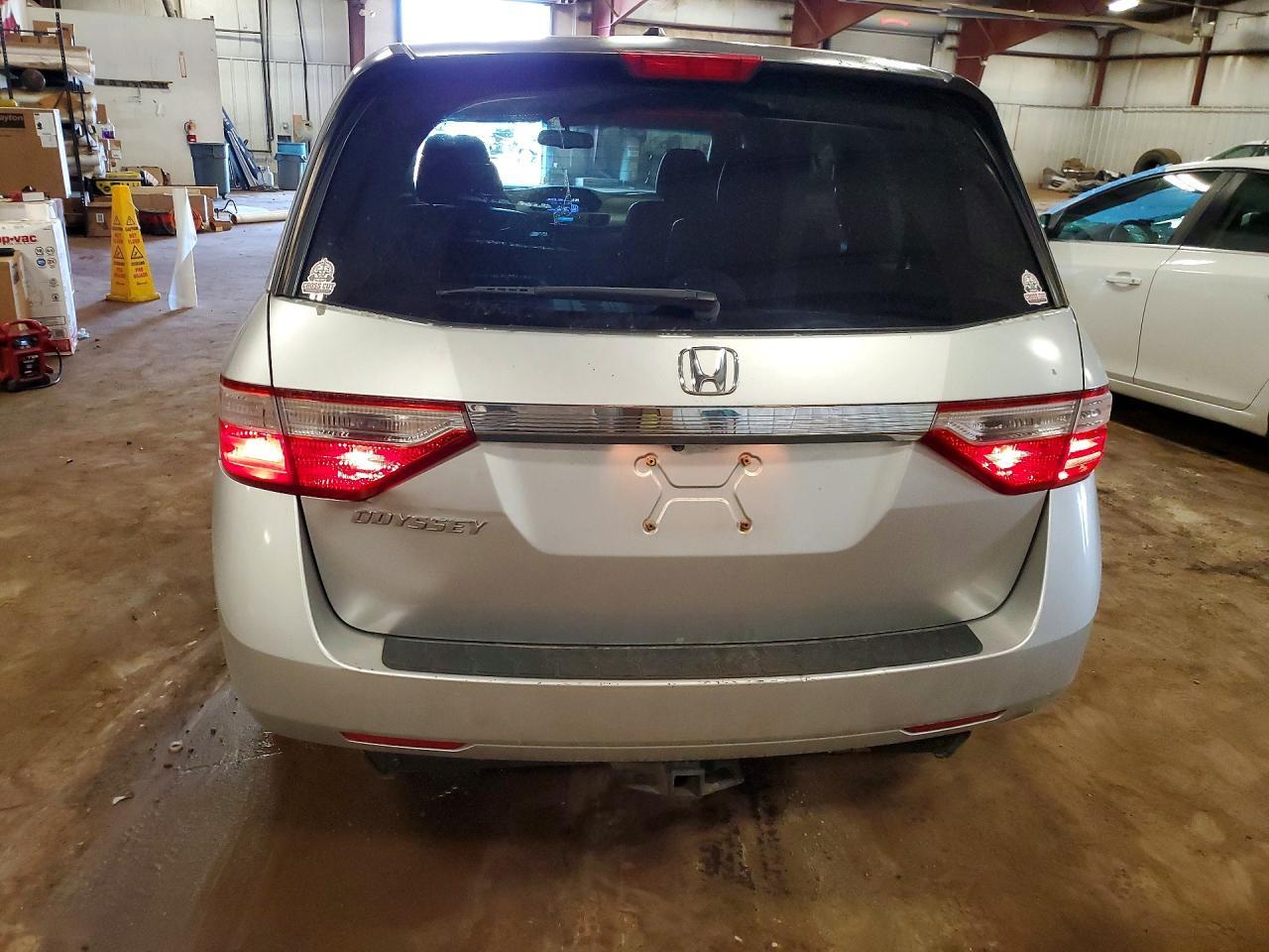 2012 Honda Odyssey Exl - Image 6