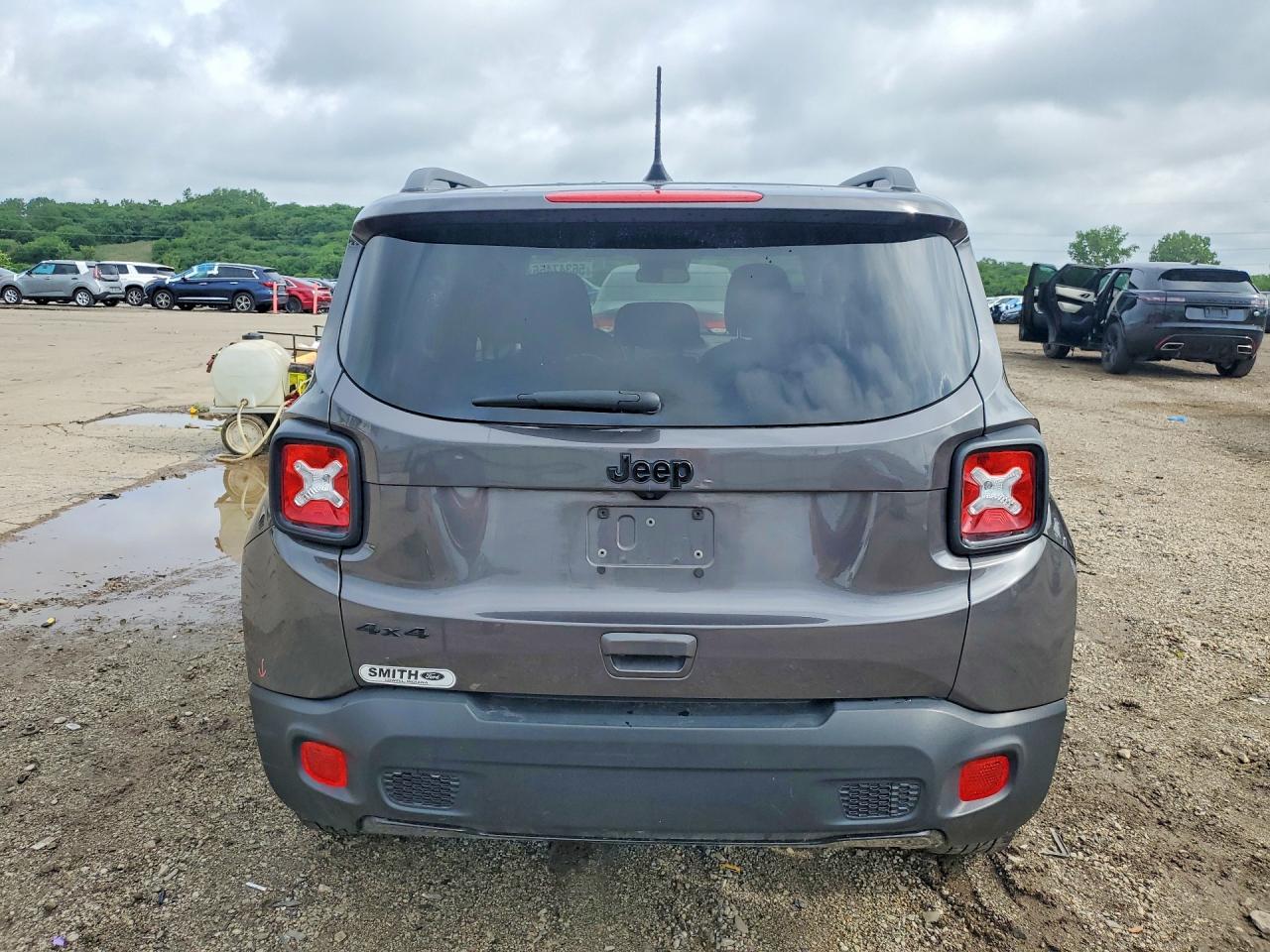 2019 Jeep Renegade Latitude - Image 6