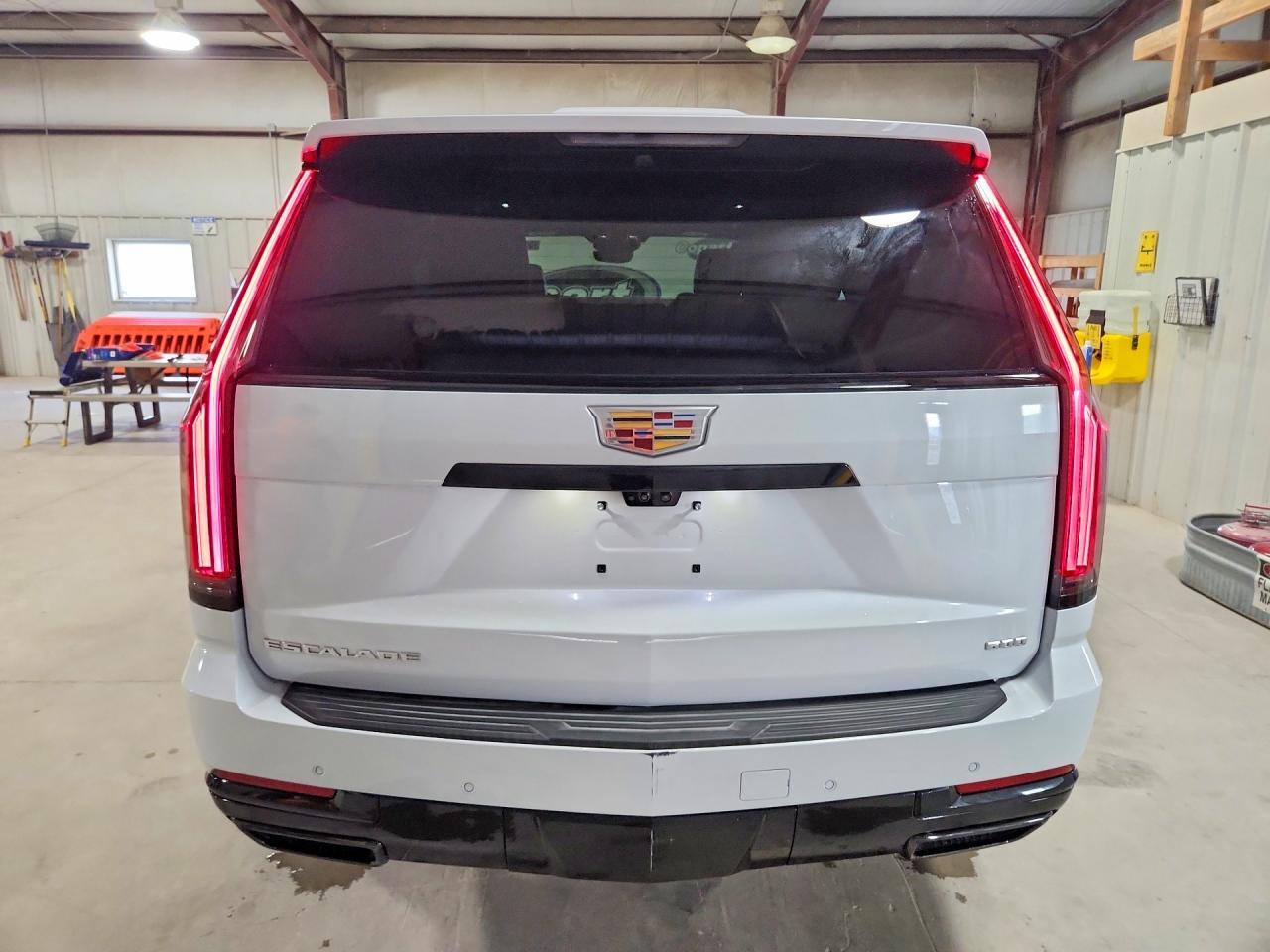2026 Cadillac Escalade Sport - Image 6