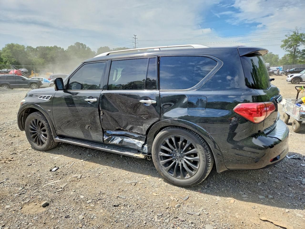 2016 Infiniti Qx80 Base - Image 2
