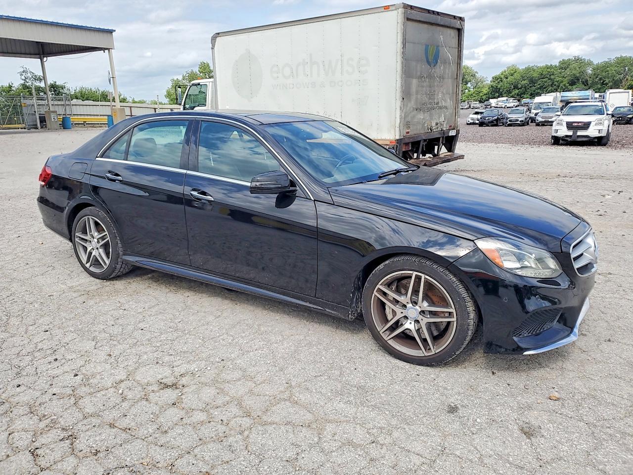 2014 Mercedes-Benz E 550 4Matic - Фото 4
