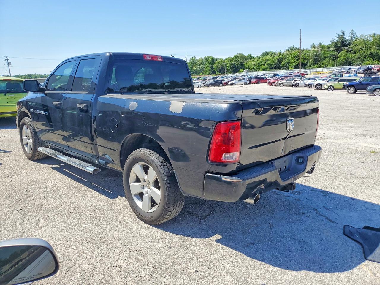 2012 Dodge Ram 1500 St - Фото 2