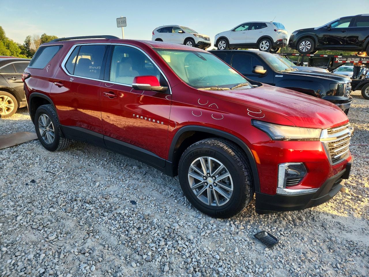 2022 Chevrolet Traverse Lt - Фото 4