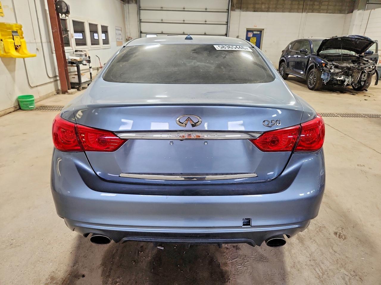 2016 Infiniti Q50 3.0T Premium - Фото 6