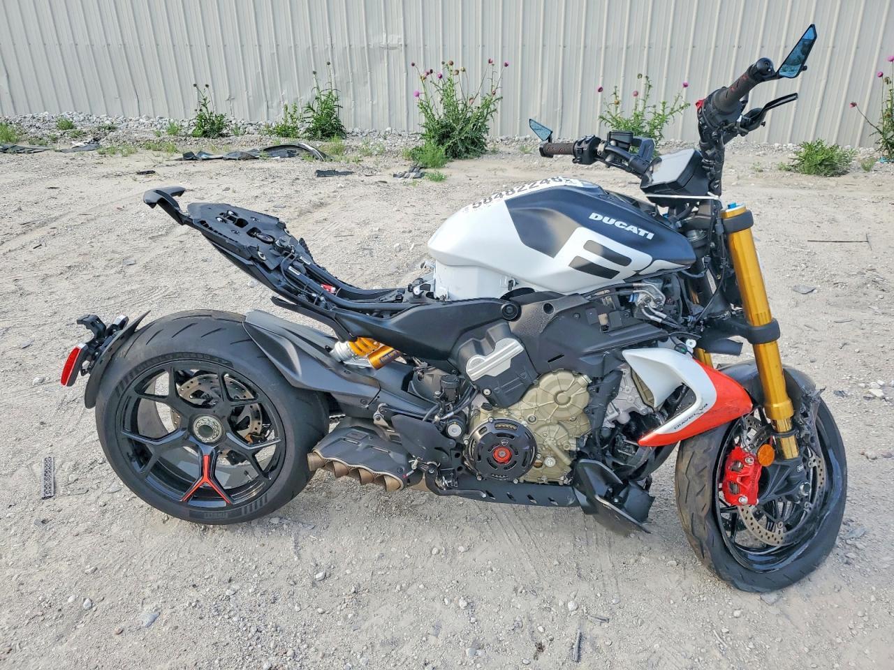 2026 Ducati Diavel V4 Rs
