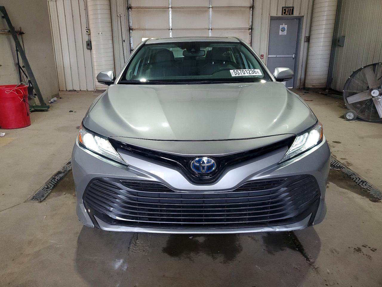 2020 Toyota Camry Xle - Фото 5