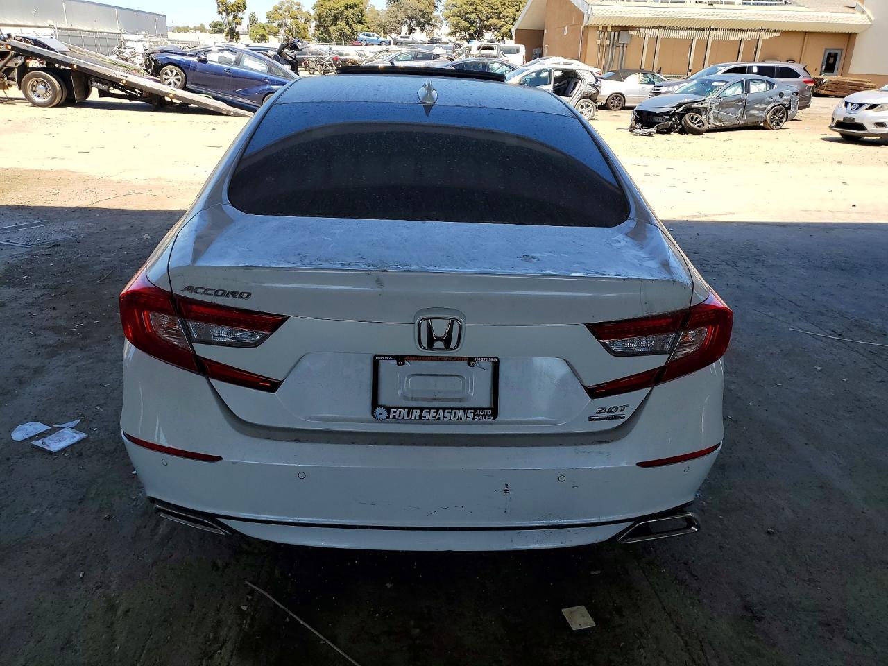 2020 Honda Accord Touring - Фото 6