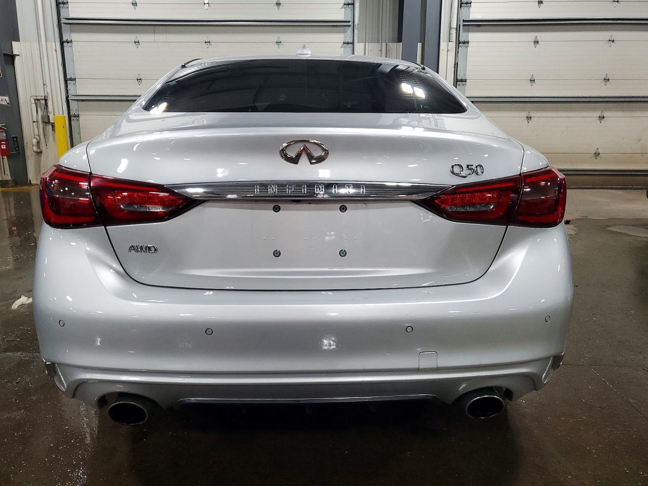 2018 Infiniti Q50 3.0T Luxe - Фото 6