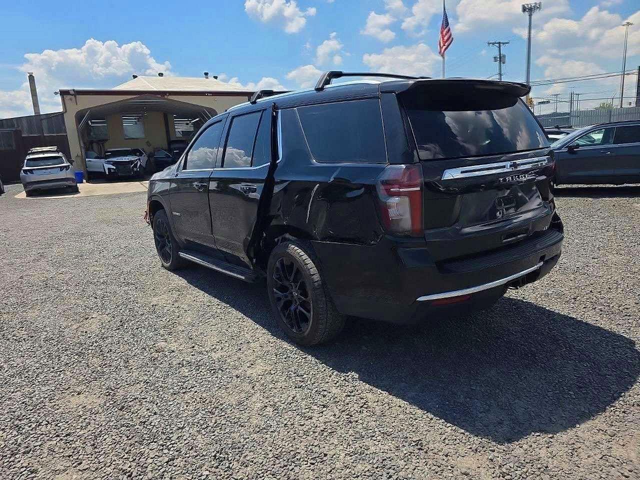 2023 Chevrolet Tahoe K1500 Lt - Image 2