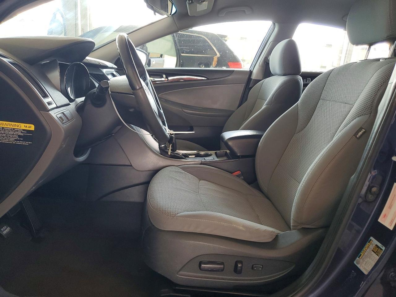 2014 Hyundai Sonata Gls - Image 7