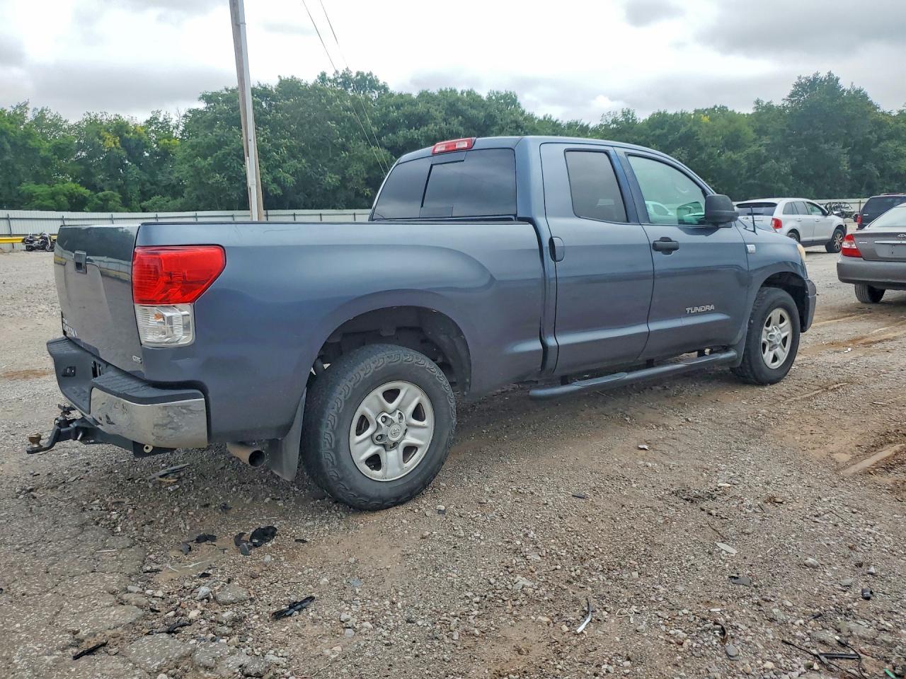 2010 Toyota Tundra Double Cab Sr5 - Фото 3
