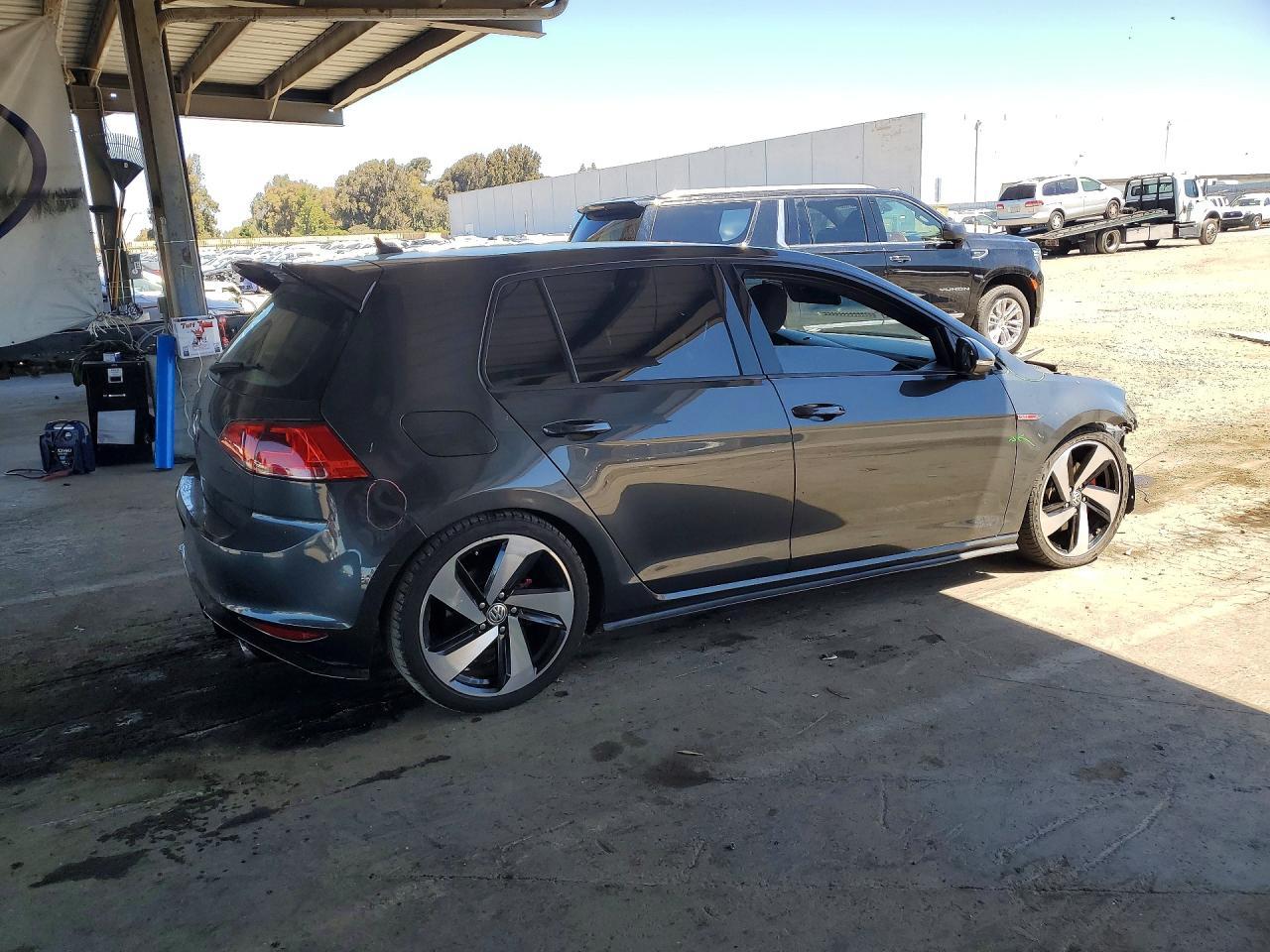 2017 Volkswagen Gti S - Фото 3