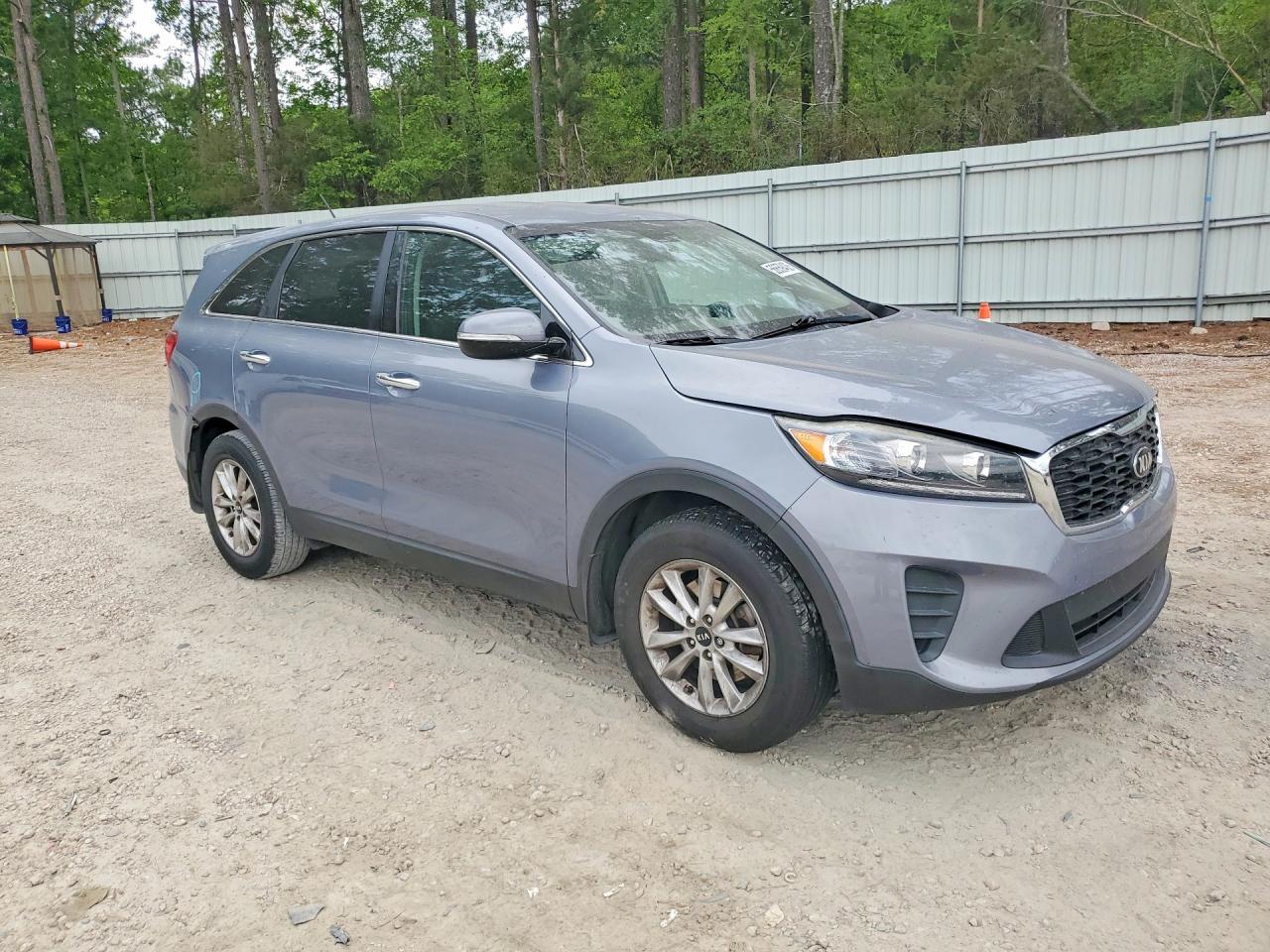 2019 Kia Sorento L - Image 4