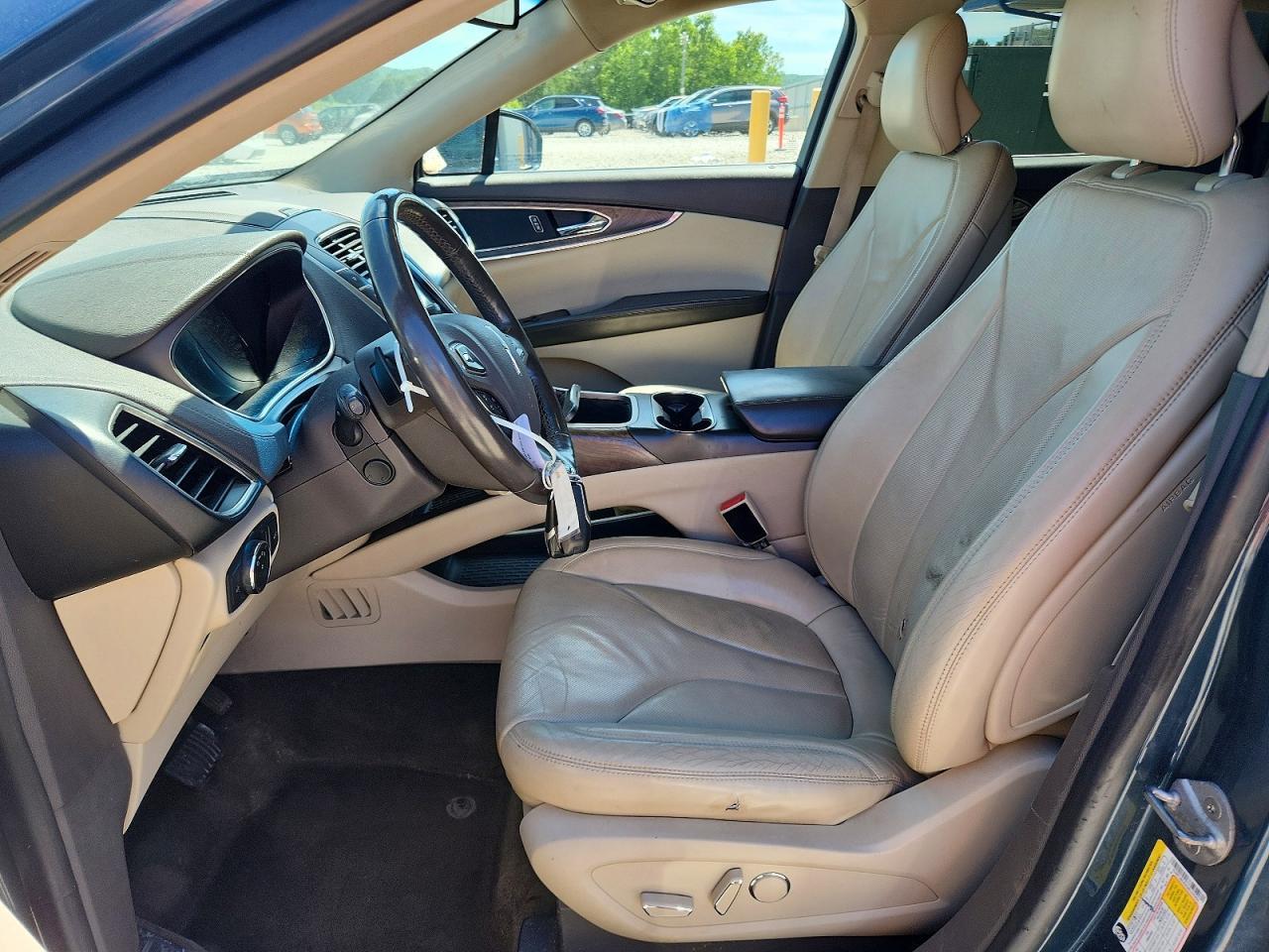 2016 Lincoln Mkx Reserve - Image 7