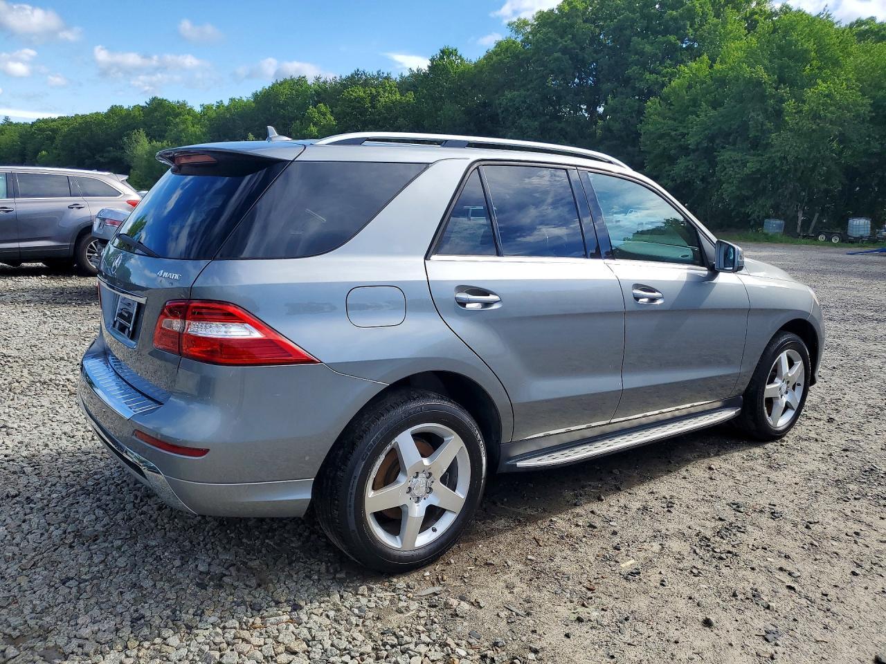 2014 Mercedes-Benz Ml 550 4Matic - Image 3