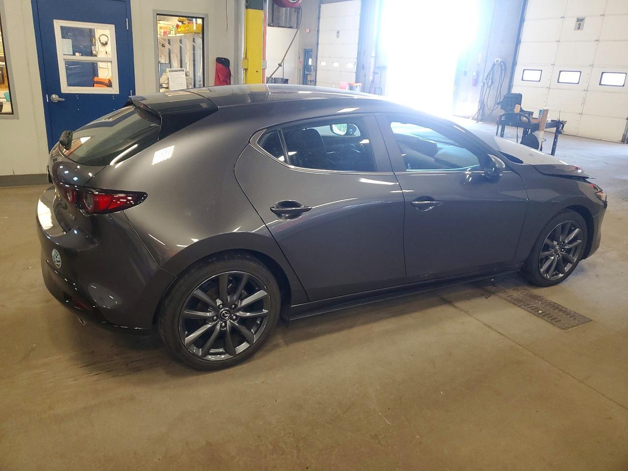 2019 Mazda 3 - Фото 3