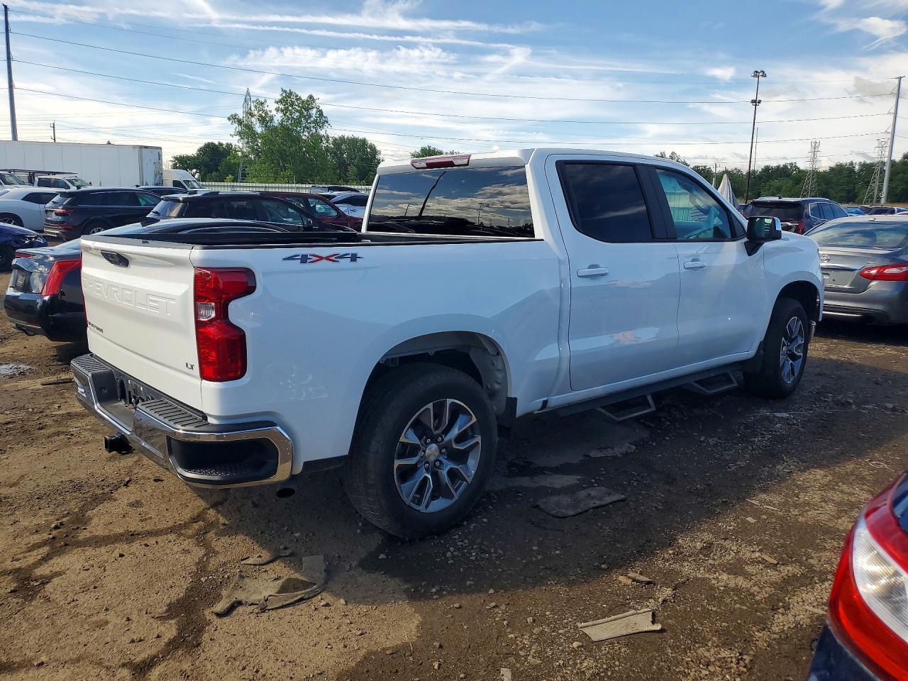 2026 Chevrolet Silverado K1500 Lt-L - Image 3