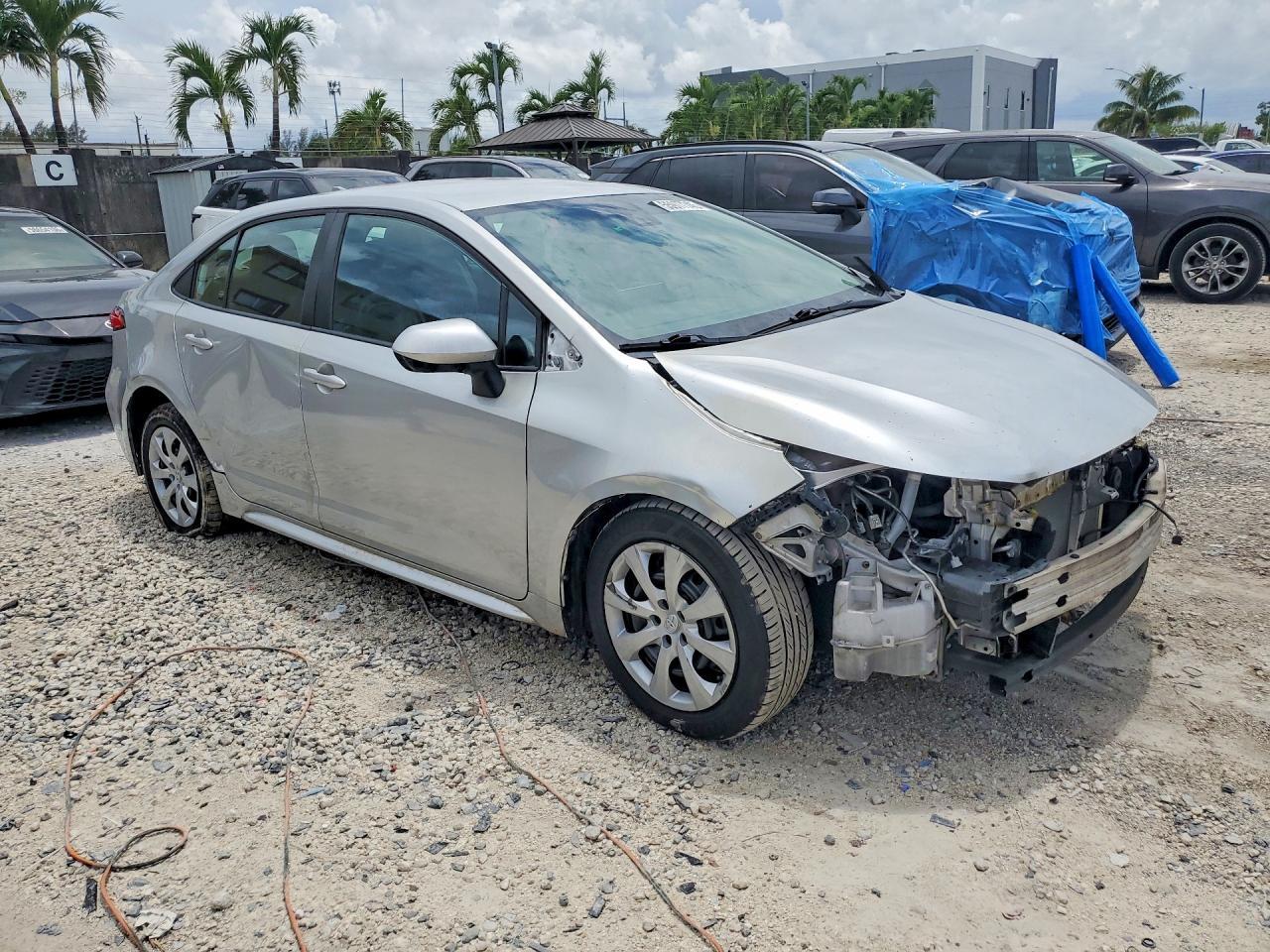 2022 Toyota Corolla Le - Фото 4