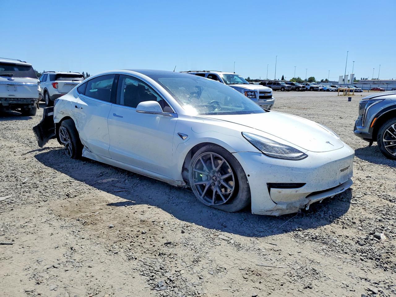 2020 Tesla Model 3 - Image 4