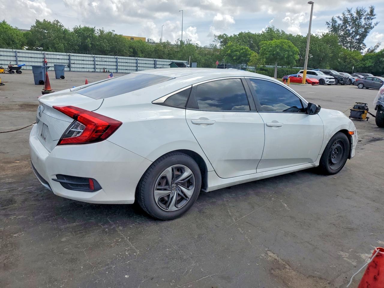 2019 Honda Civic Lx - Фото 3