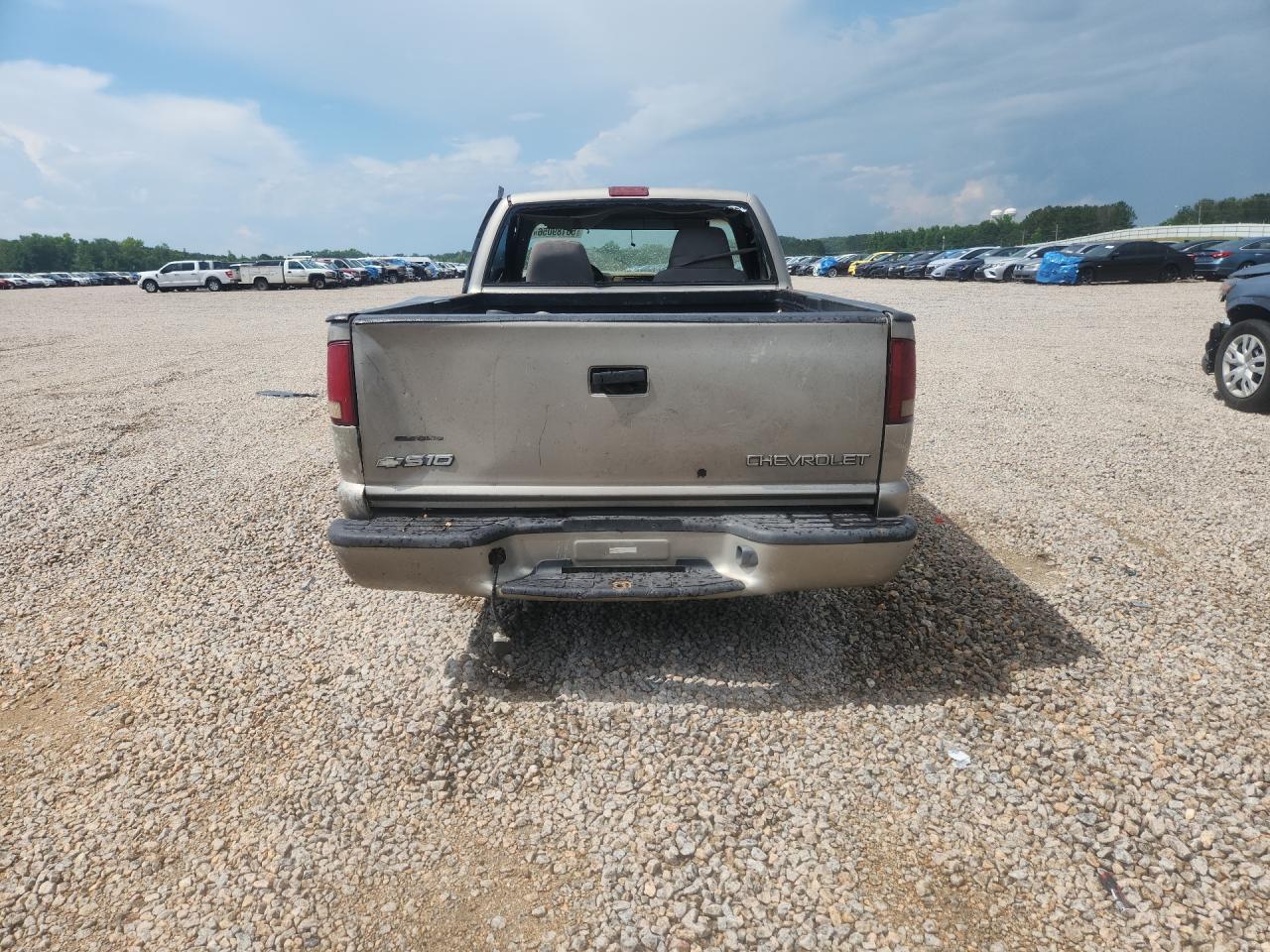 2003 Chevrolet S Truck S10 - Фото 6