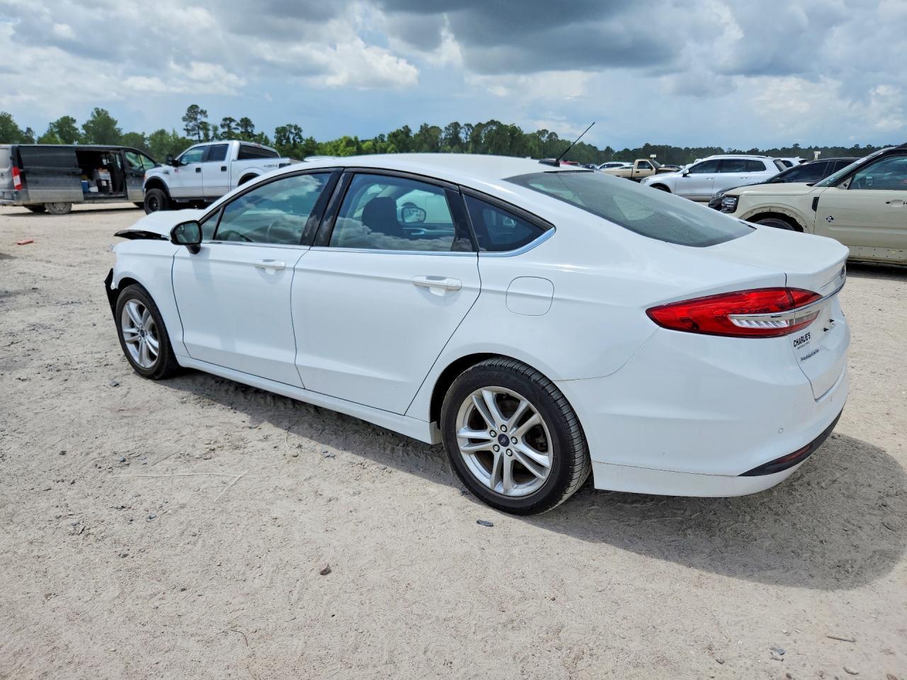 2018 Ford Fusion Se - Фото 2