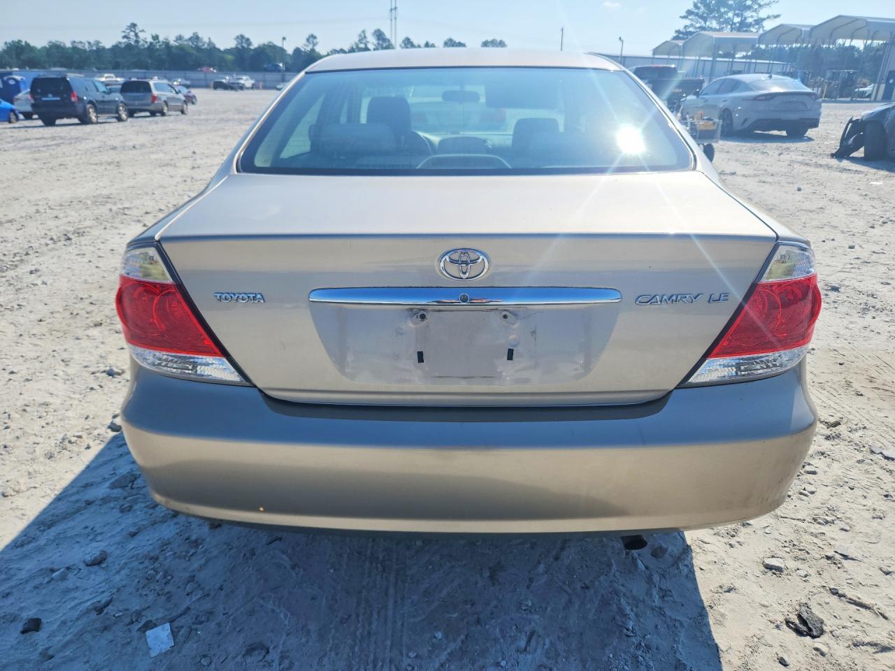 2005 Toyota Camry Le - Фото 6
