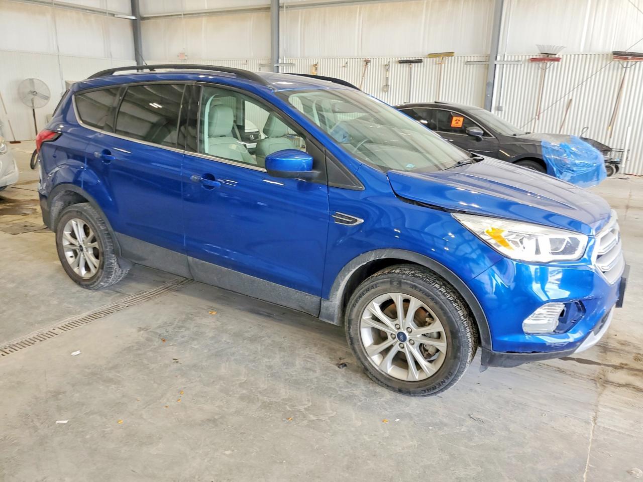 2019 Ford Escape Sel - Фото 4