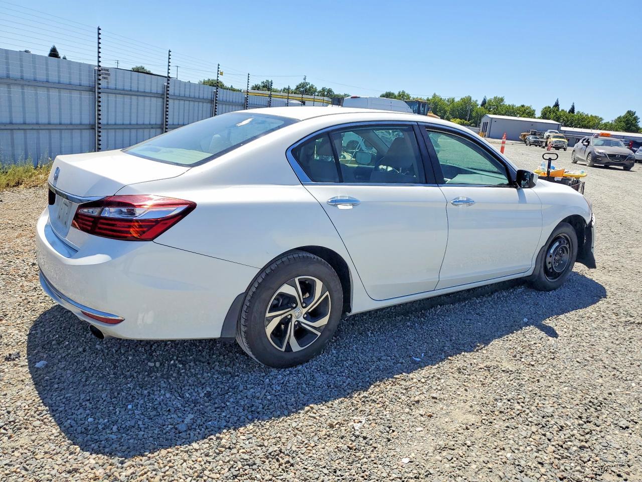 2016 Honda Accord Lx - Фото 3