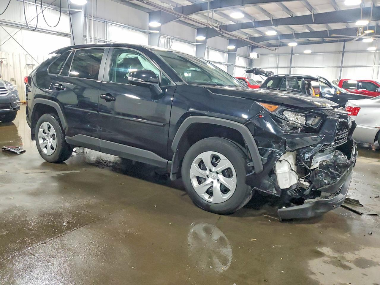 2022 Toyota Rav4 Le - Image 4
