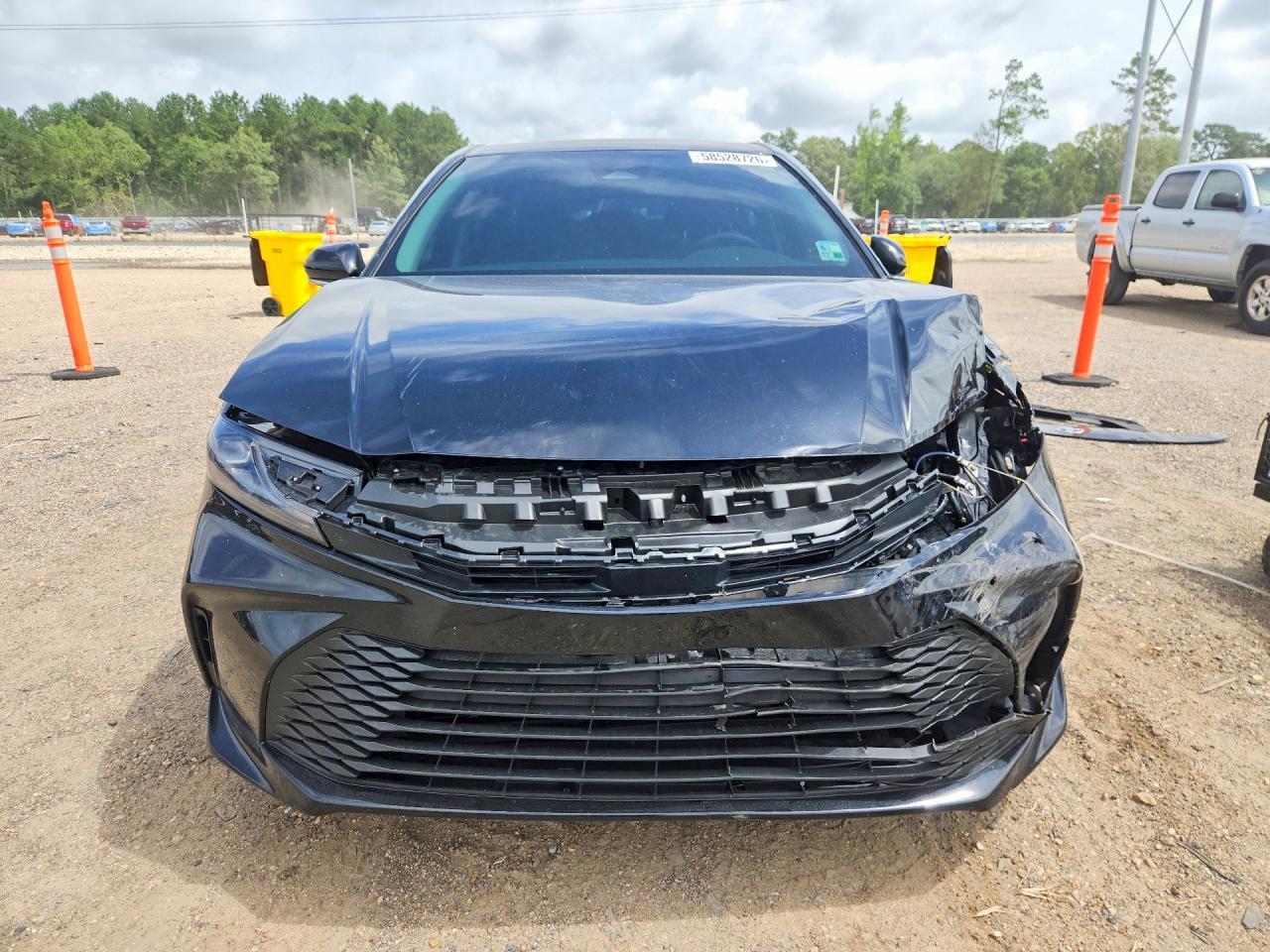 2026 Toyota Camry Le - Image 5