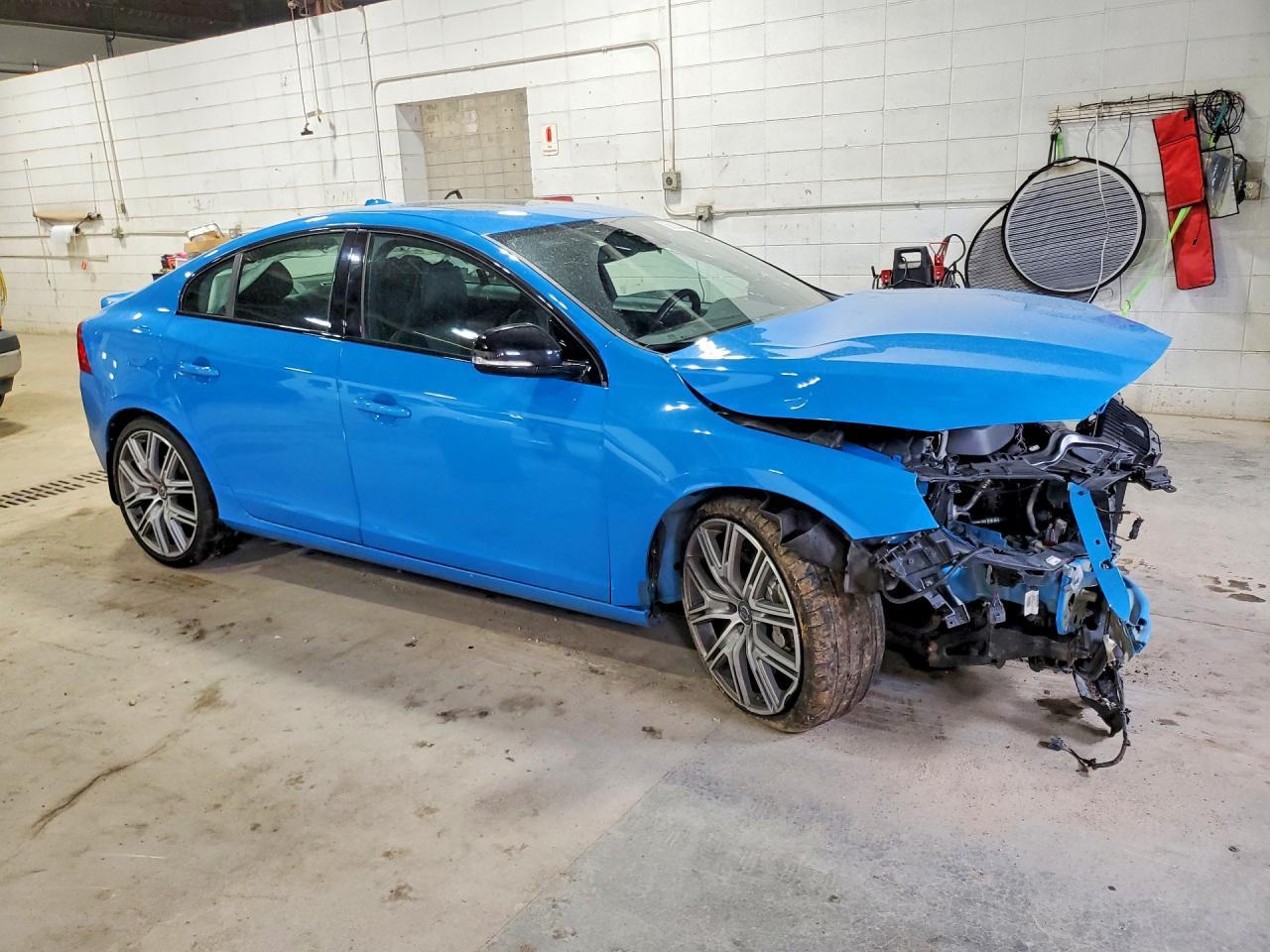 2017 Volvo S60 Polestar - Фото 4