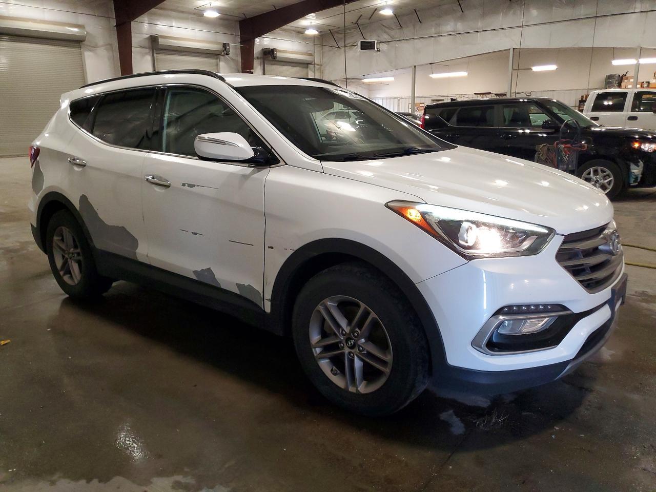 2017 Hyundai Santa Fe Sport 2.4L - Image 4