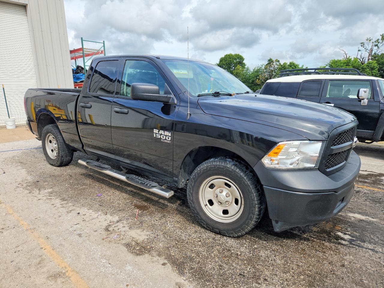 2019 Ram 1500 Classic Tradesman - Image 4